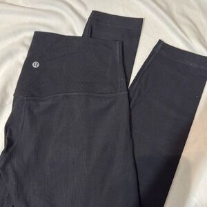 Ribbed Black 25” Align Leggings | 6/8